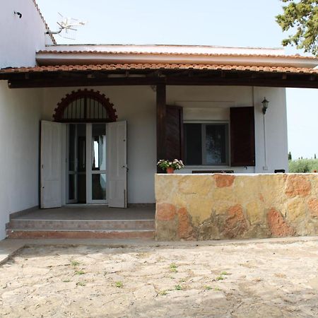 Casa Bouganville Villetta Tra Le Vigne E Il Mare Menfi Exterior photo